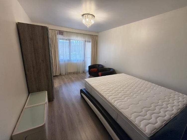 Apartament cu 3 camere decomandat, mobilat în Grozăvești