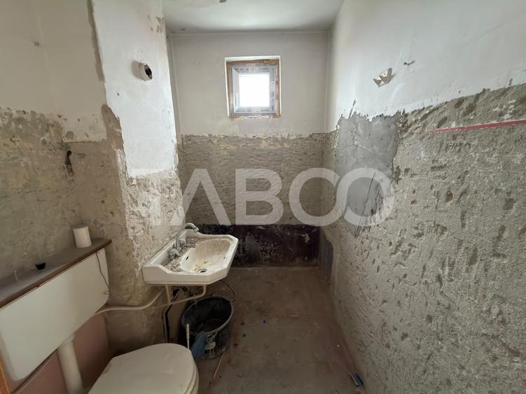Apartament cu 2 camere semidecomandat în Mihai Viteazul