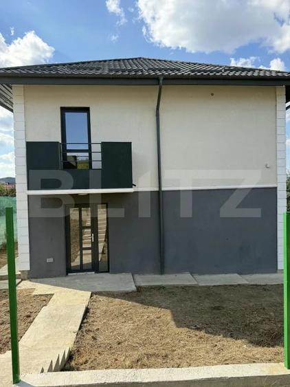 Casă cu 4 camere cu Teren 425 Mp în Filiași