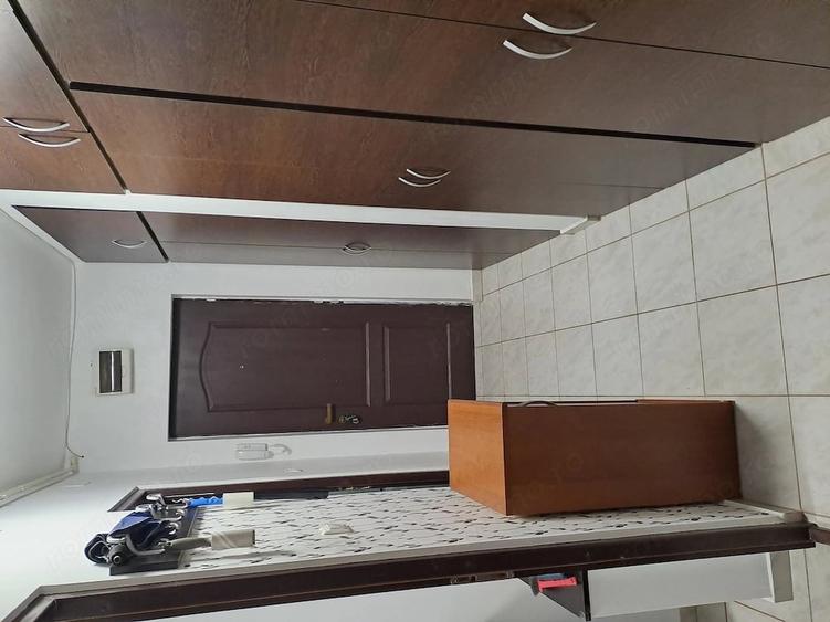 Garsonieră decomandată în Turnătorie