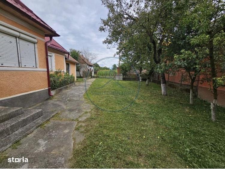 Casă cu 4 camere în Șintereag
