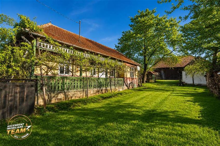 Casă cu 3 camere cu Teren 6221 Mp în Lemnia