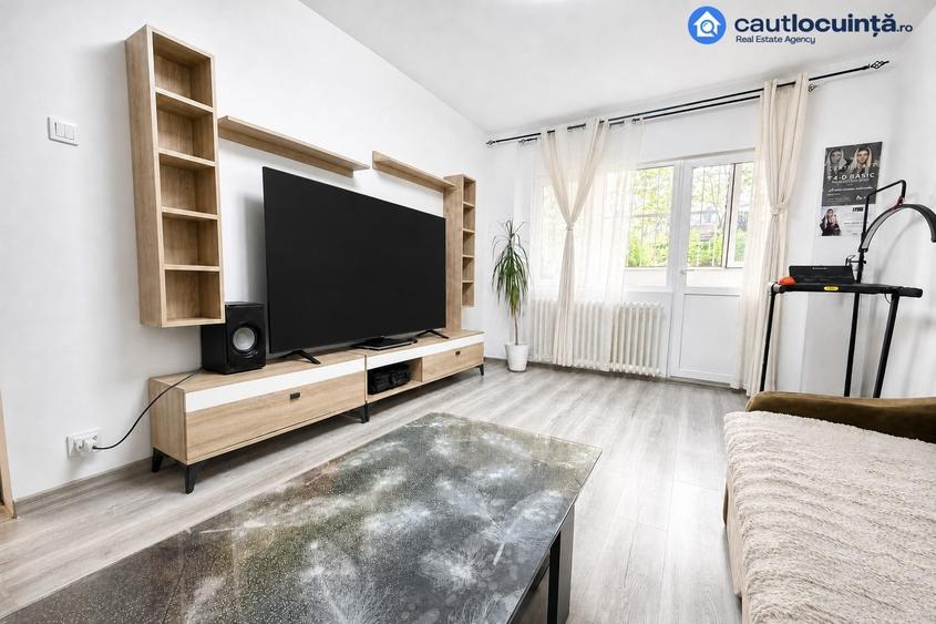 Apartament cu 3 camere în Drumul Taberei