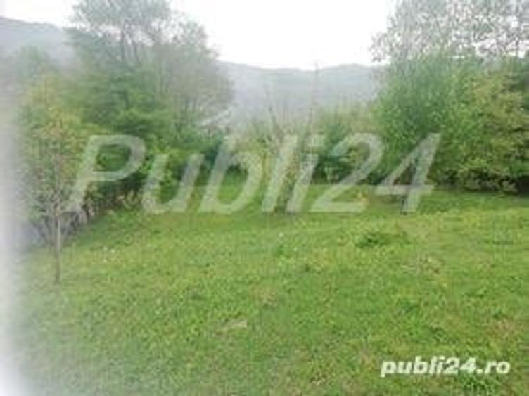 Teren de 2031 mp, în Central