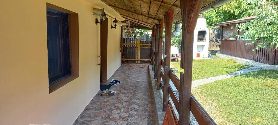 Casă individuală cu 3 camere cu Canalizare în Dragodana
