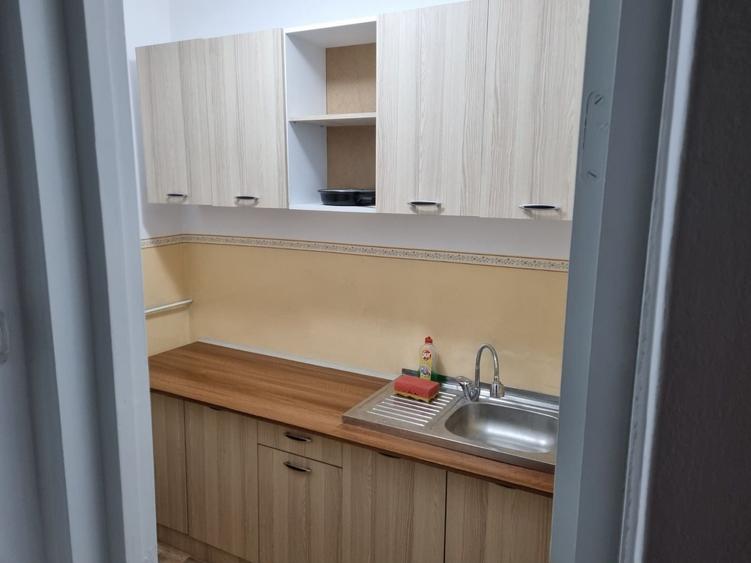 Garsonieră decomandată în Exterior Vest