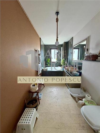 Apartament cu 3 camere decomandat, mobilat în Ultracentral