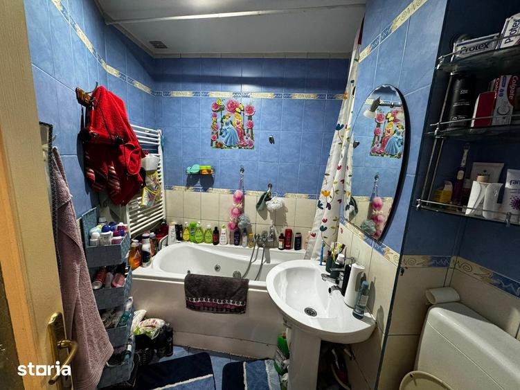 Apartament cu 2 camere decomandat în Dumbrava 2