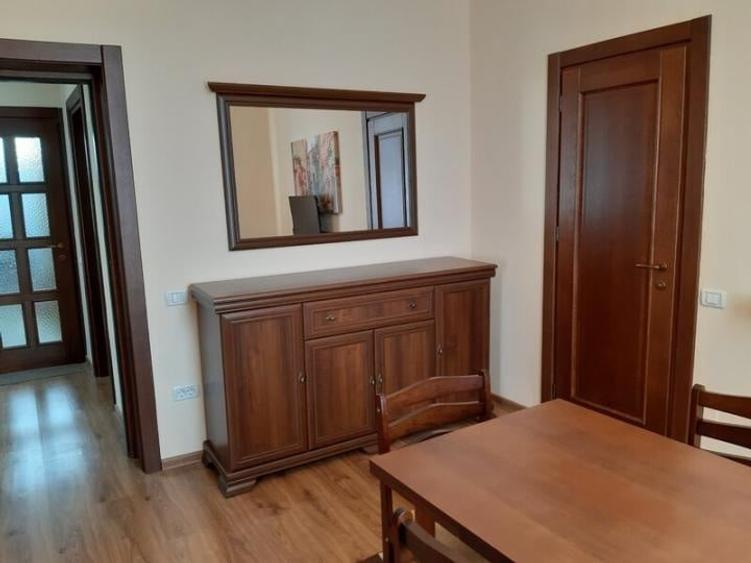 Apartament cu 3 camere decomandat, mobilat în Ultracentral