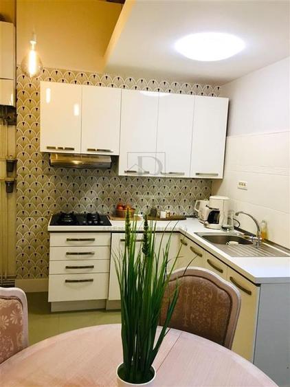 Apartament cu 4 camere semidecomandat, mobilat în Iosefin