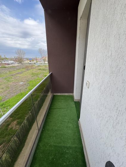 Apartament cu 3 camere decomandat în Mihai Bravu