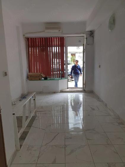 Spațiu comercial, de 56 mp, în Central