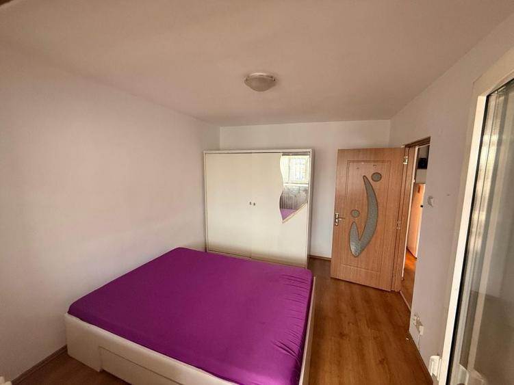 Apartament 2/3 camere zona micro - 6