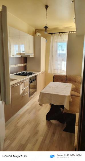 Apartament cu 2 camere decomandat în Florești