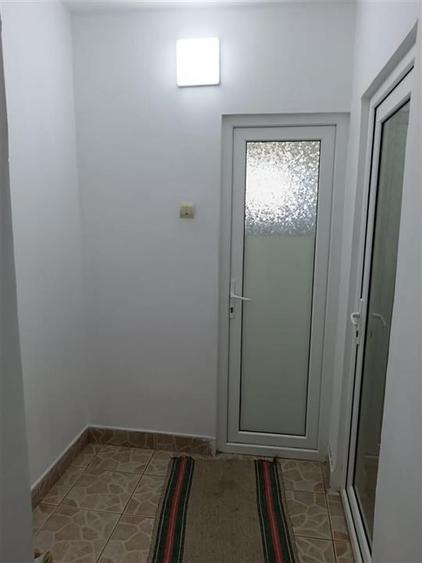 Apartament cu 3 camere decomandat, mobilat în Gară