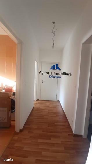 Apartament cu 3 camere decomandat în Burdea