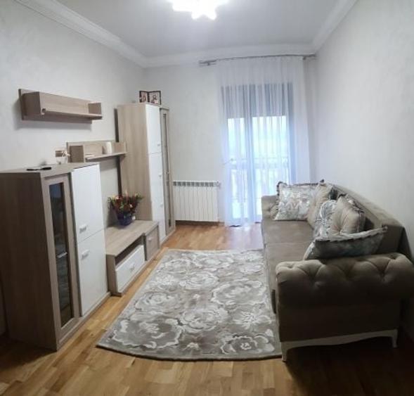 Apartament cu 2 camere decomandat în Exterior Vest