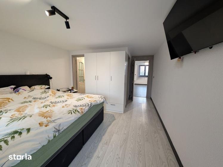 Casă cu 6 camere cu Teren 1500 Mp în Aviatori