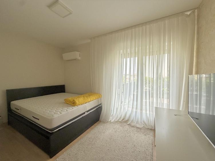 Duplex cu 5 camere cu Canalizare în Pipera