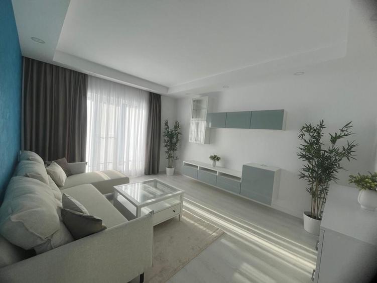 Apartament cu 3 camere decomandat în Ștefăneștii de Jos