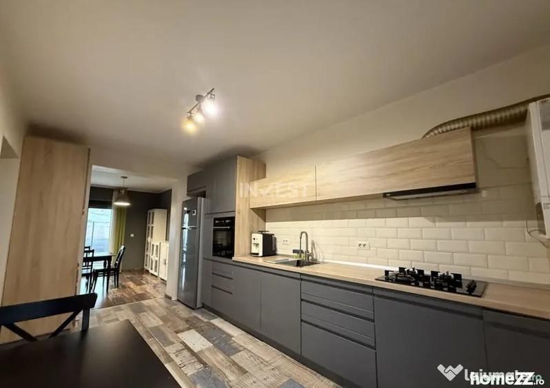 Casă cu 4 camere cu Teren 250 Mp în Central