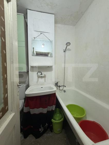Apartament cu 4 camere decomandat în Câmpia Turzii