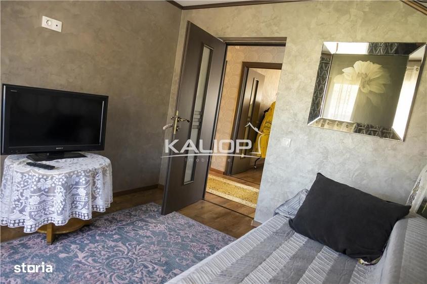 Casă cu 4 camere cu Teren 700 Mp în Câțcău