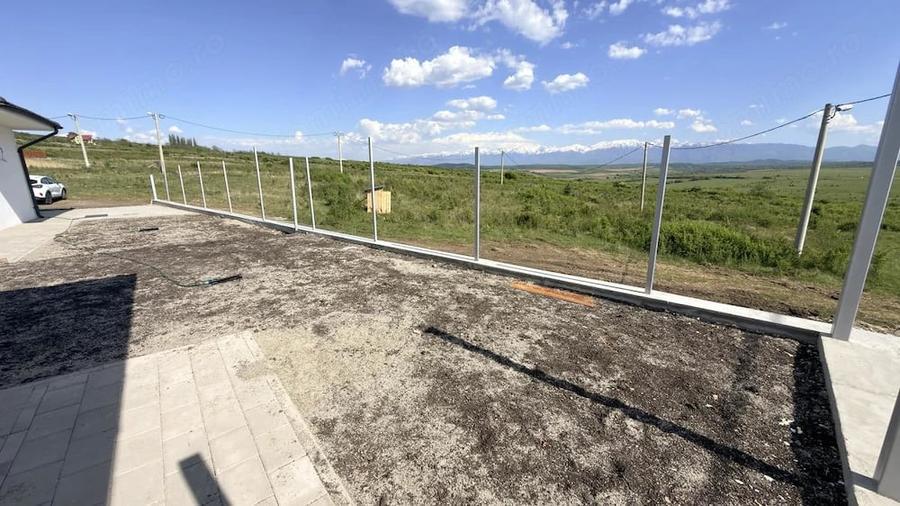 Casă cu 4 camere cu Teren 300 Mp în Broscărie