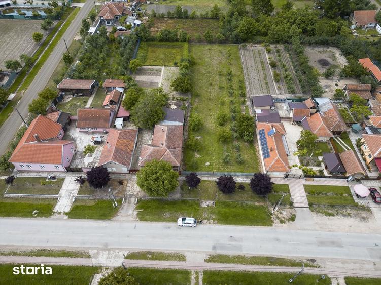 Teren de 1439 mp, în Central