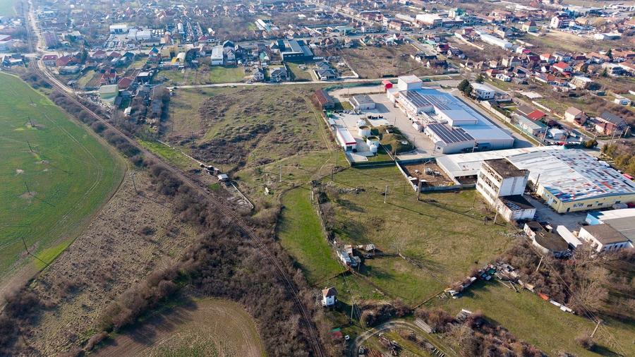 Teren Construcții intravilan de 22730 mp, în Aradul Nou