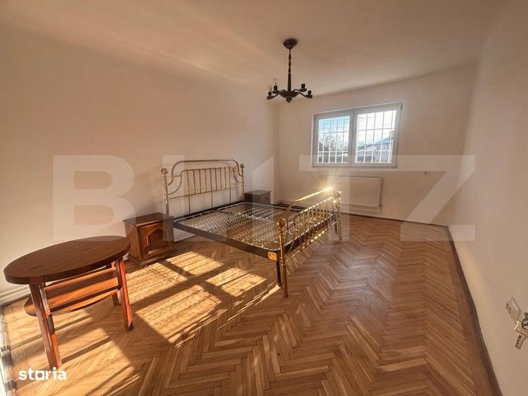 Casă cu 4 camere cu Teren 1000 Mp în Central