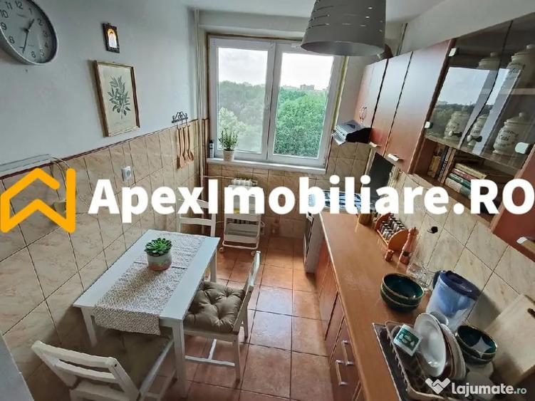 Apartament cu 2 camere semidecomandat în Tineretului