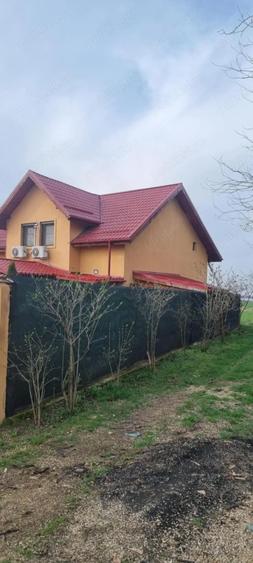 Casă cu Teren 180 Mp în Ulmi