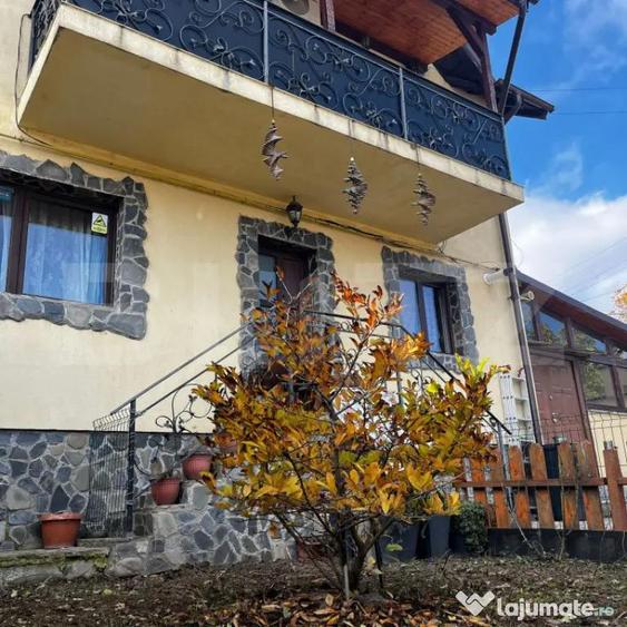 Casă cu 4 camere cu Teren 160 Mp în Horpaz