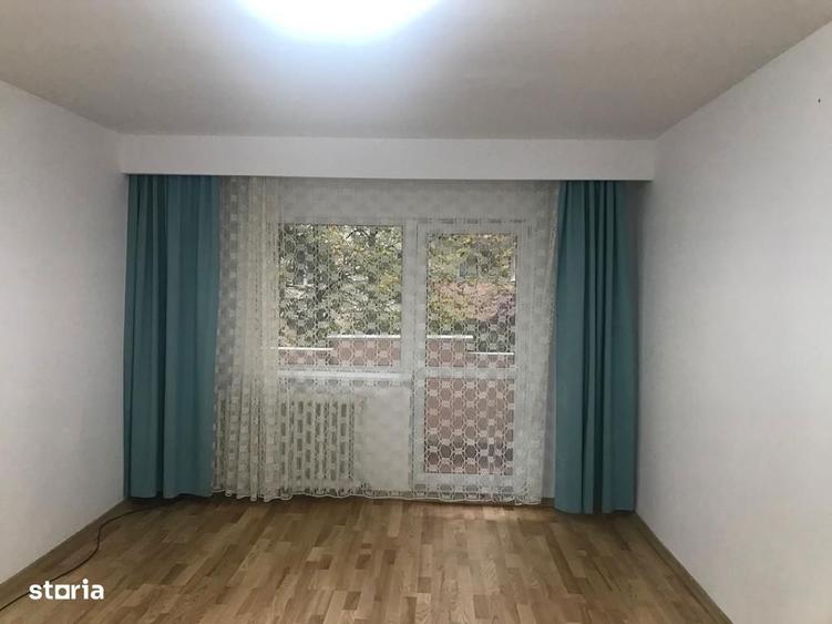 Apartament cu 4 camere decomandat în Zorilor
