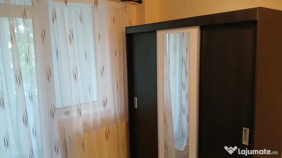 Apartament cu 2 camere semidecomandat în Complex Studențesc