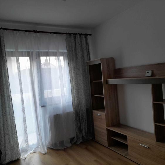 Apartament cu 2 camere decomandat în Valea Lupului