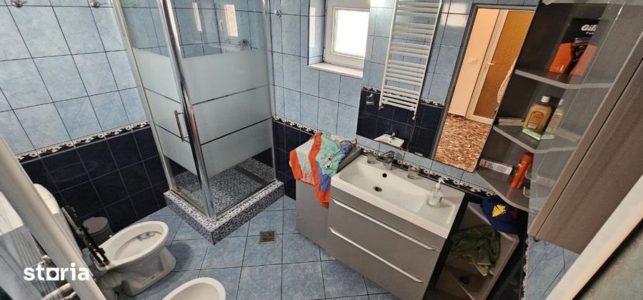 Casă cu 3 camere cu Teren 544 Mp în Central