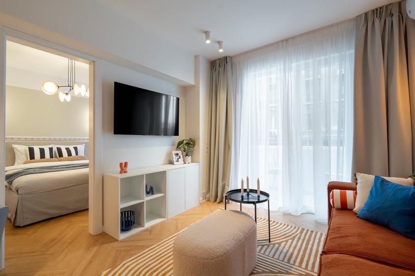 Apartament cu 2 camere semidecomandat în Calea Victoriei