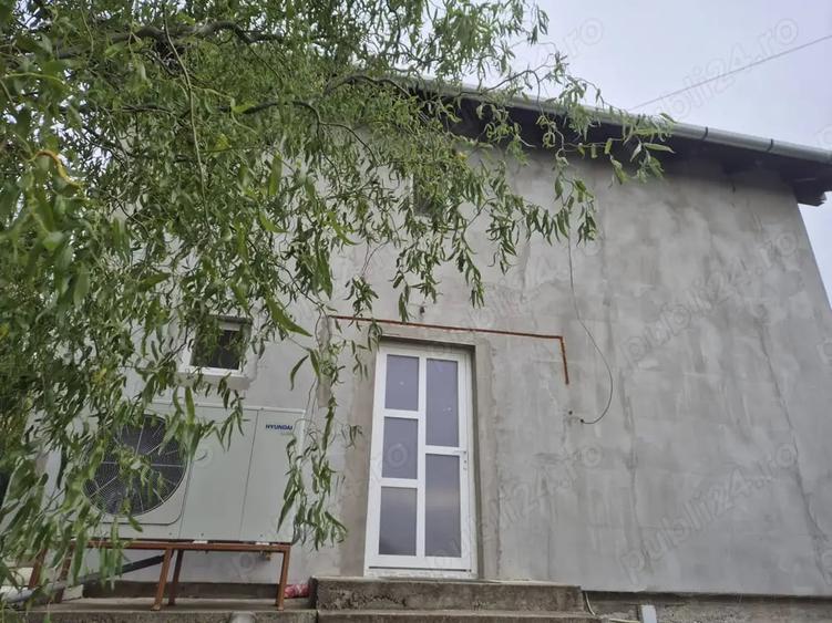 Casă cu 3 camere cu Teren 150 Mp în Sânmartin