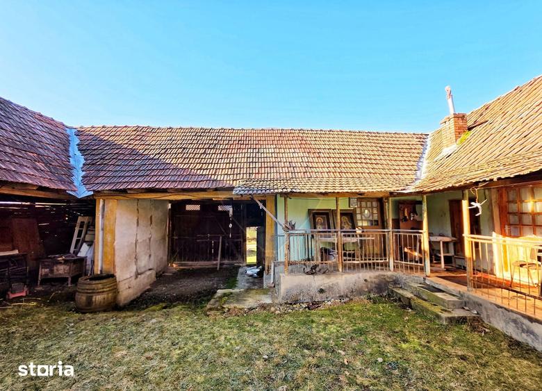 Casă cu 4 camere cu Teren 10486 Mp în Ohaba Lungă