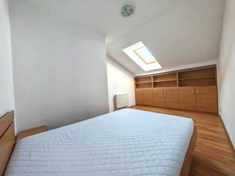 Apartament 3 camere 70m la mansardă, Valea Aurie - 1