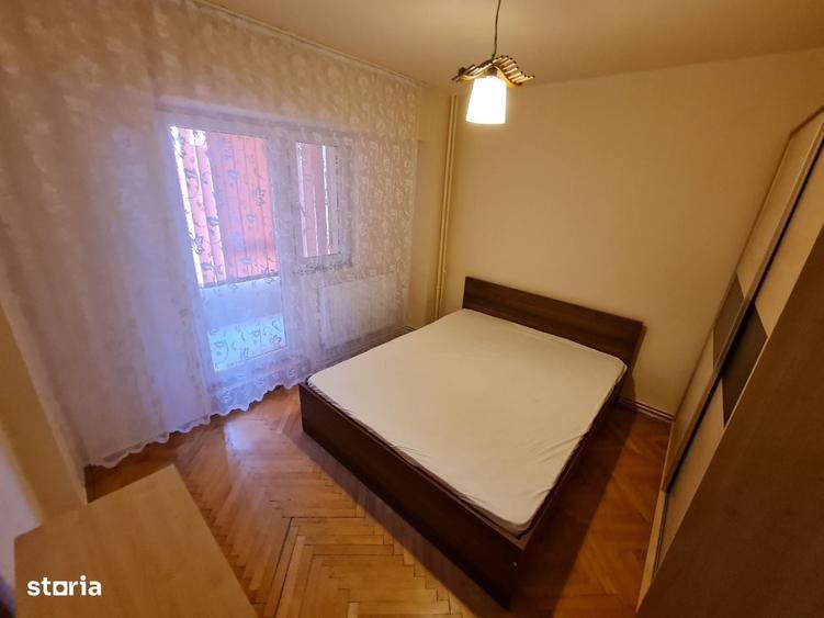 Apartament cu 2 camere decomandat în Băncilor