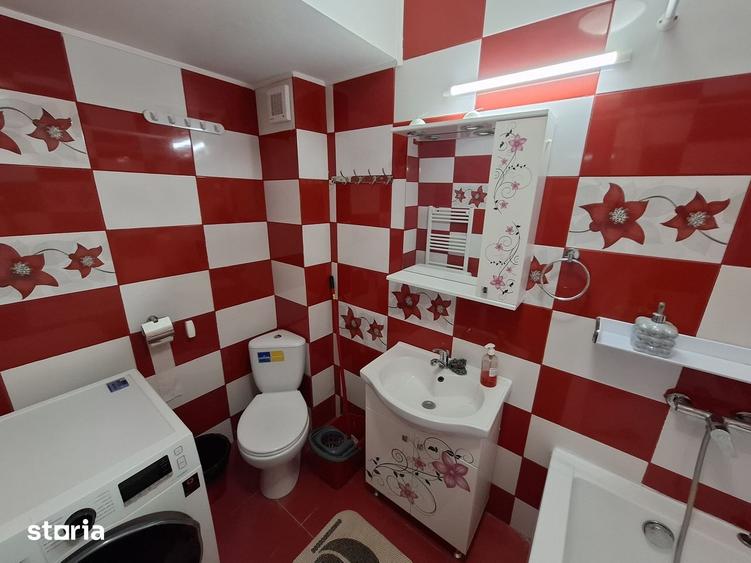 Garsonieră decomandată, mobilată în Vest