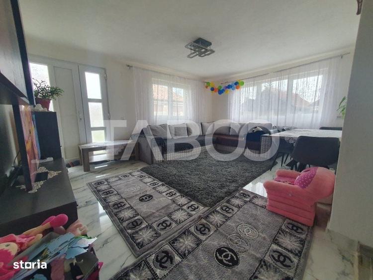 Casă cu 4 camere cu Teren 1040 Mp în Perșani