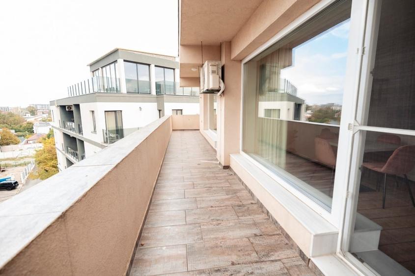 Apartament cu 2 camere semidecomandat, mobilat în Nord