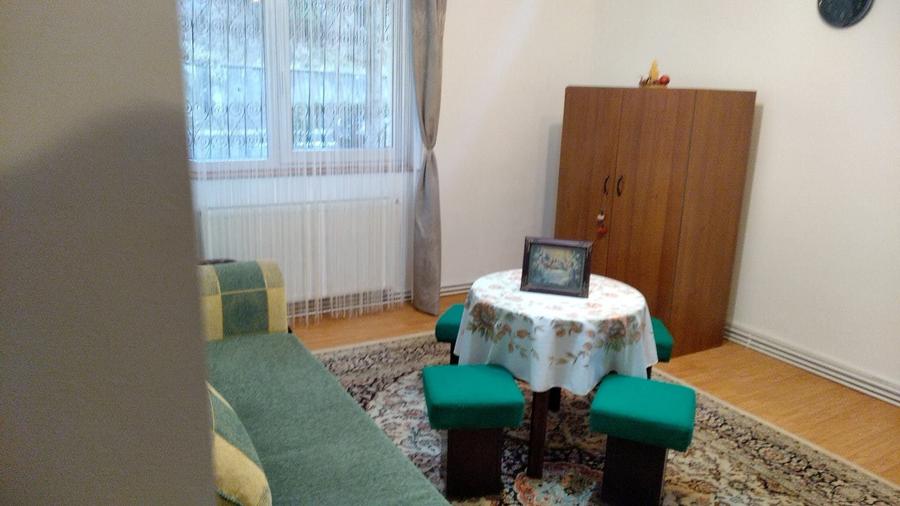 Apartament cu 2 camere decomandat în Drumul Carului