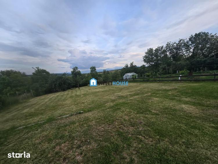 Casă cu 6 camere cu Teren 1780 Mp în Cincu