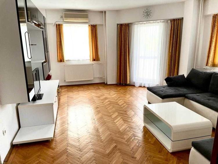 Apartament cu 3 camere decomandat în 13 Septembrie