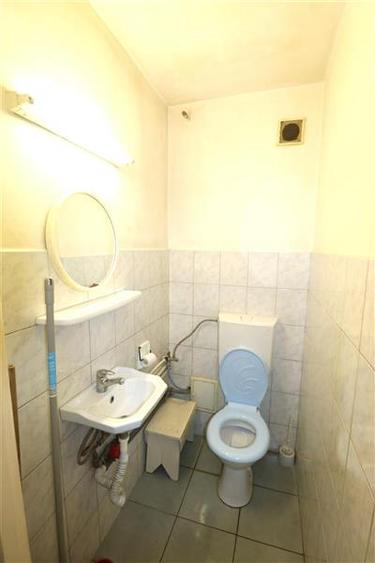 Apartament cu 3 camere semidecomandat în Ultracentral